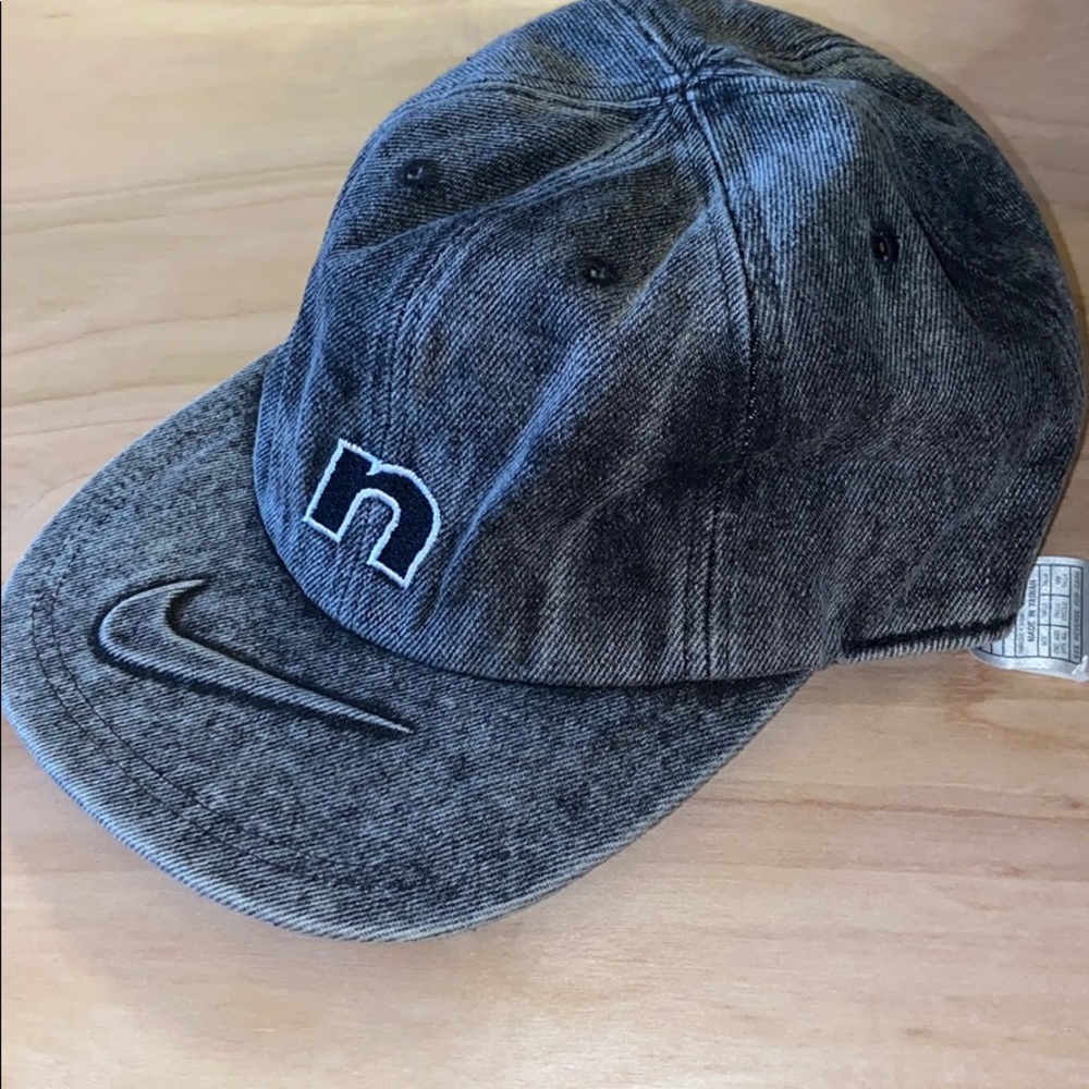 Vintage nike cap